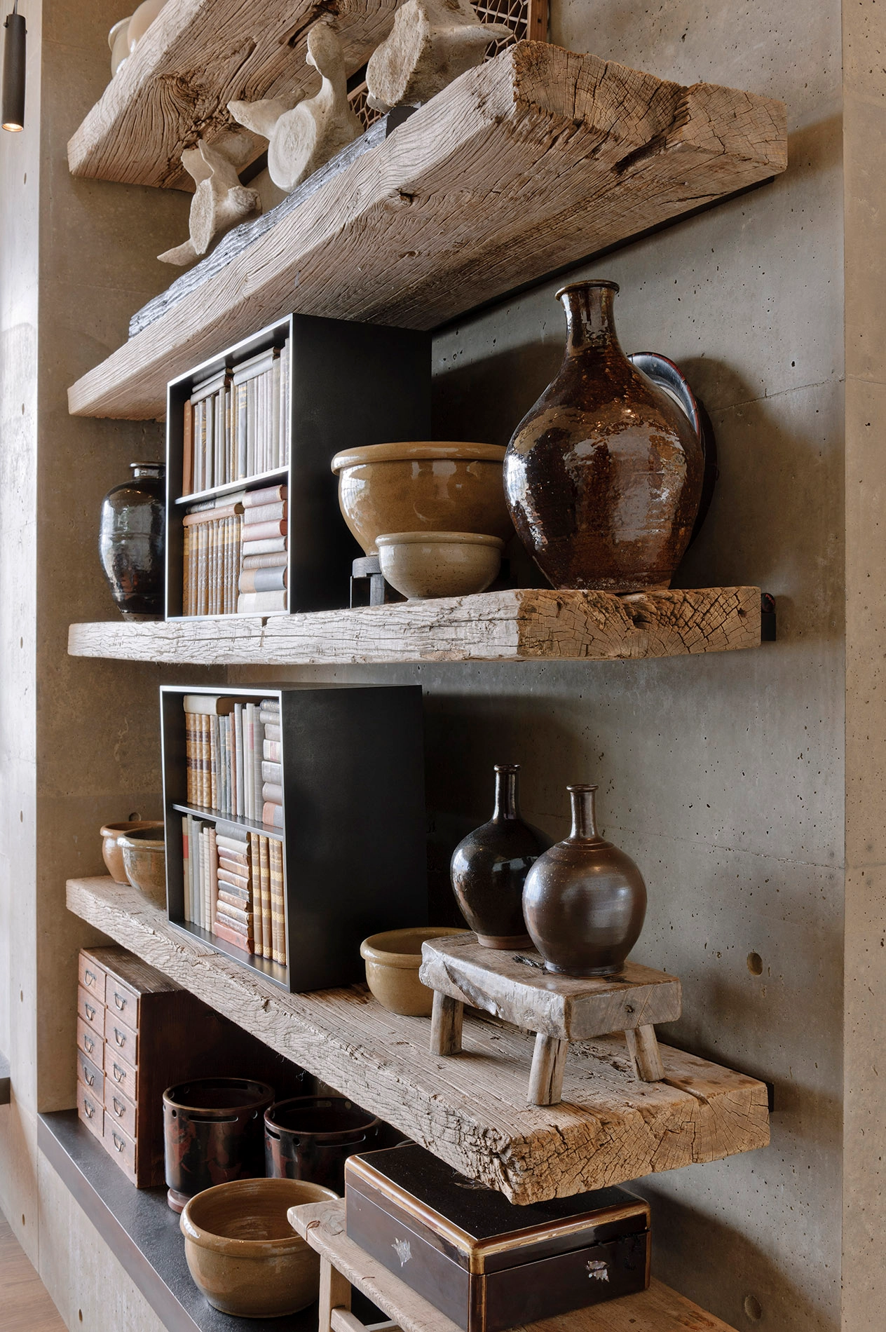 Contemporary exterior with landscaped entry